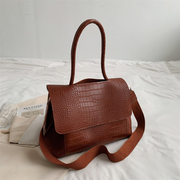 BOLSO DE GRAN CAPACIDAD EN CUERO VEGANO