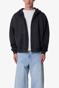 SUDADERA CON CAPUCHA Y CREMALLERA TEJIDO GRUESO · NEGRO LAVADO