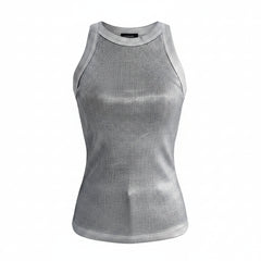 CAMISETA SIN MANGAS ESTILO MINIMALISTA · CONFORT DIARIO