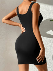 MINIVESTIDO SYDNEY SILUETA MODERNA · ELEGANCIA FEMENINA