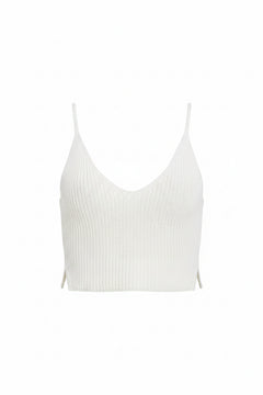 CAMISETA SIN MANGAS DISEÑO MINIMALISTA · AJUSTE MODERNO