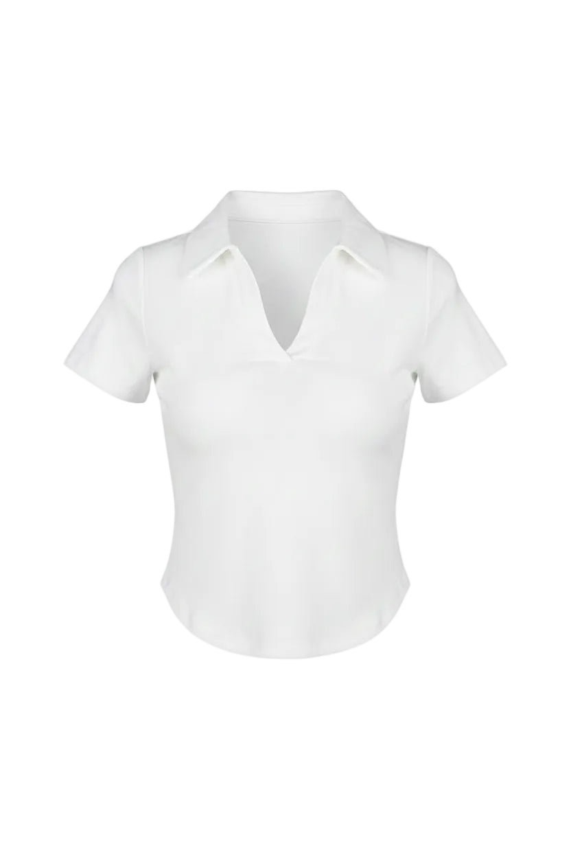 CAMISETA DE MANGA CORTA CON SOLAPAS · ESTILO ELEGANTE Y MODERNO