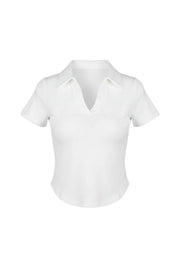 CAMISETA DE MANGA CORTA CON SOLAPAS · ESTILO ELEGANTE Y MODERNO