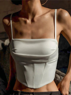 CAMISETA SIN MANGAS TIRANTES FINOS · ESTILO MINIMALISTA