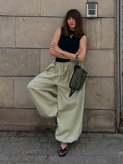 PANTALONES ANCHOS DE ALGODÓN CONFORT PREMIUM · ESTILO RELAJADO
