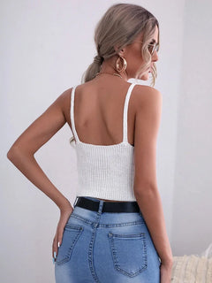 CAMISETA SIN MANGAS DISEÑO MINIMALISTA · AJUSTE MODERNO