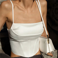 CAMISETA SIN MANGAS TIRANTES FINOS · ESTILO MINIMALISTA